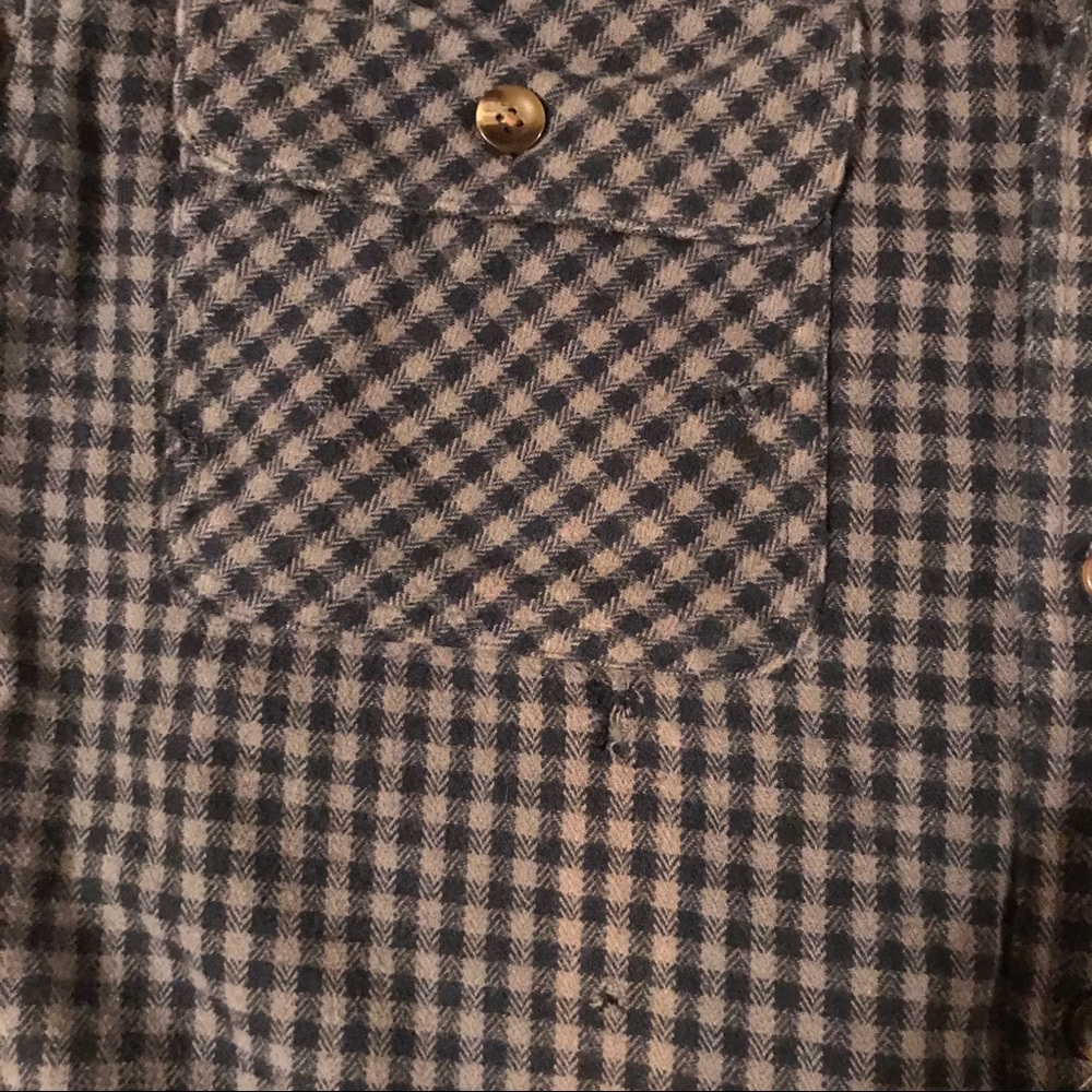 Cabela’s Button Up Flannel With Fleece Lining. - image 6